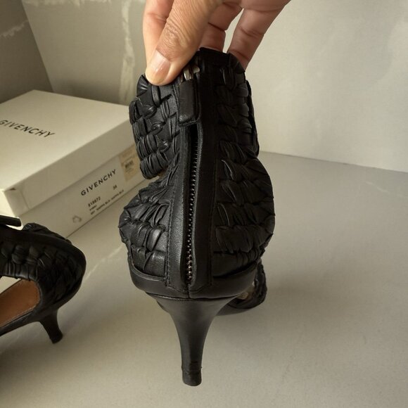 Givenchy Size 39 G Woven Nappa Black Leather Sandals Heels  Zip Open Toe + Box - Picture 6 of 15
